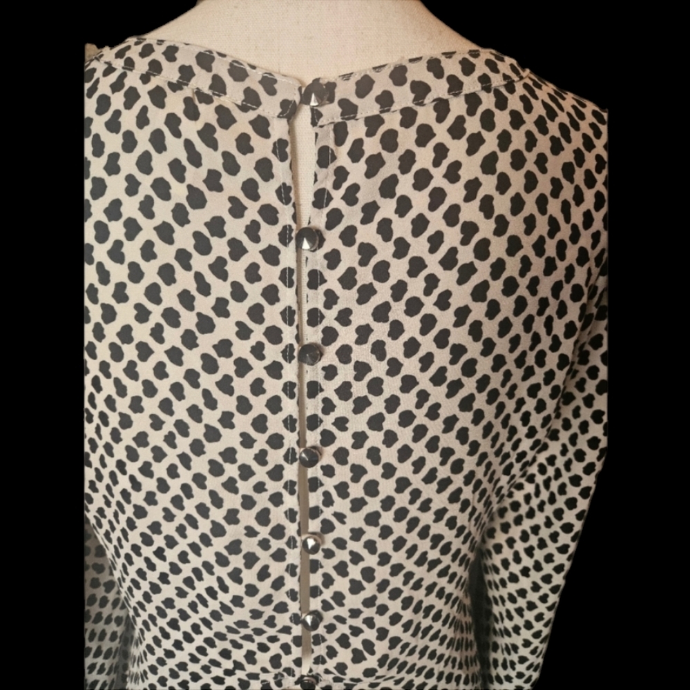 Back Button Top - Picture 6 of 10